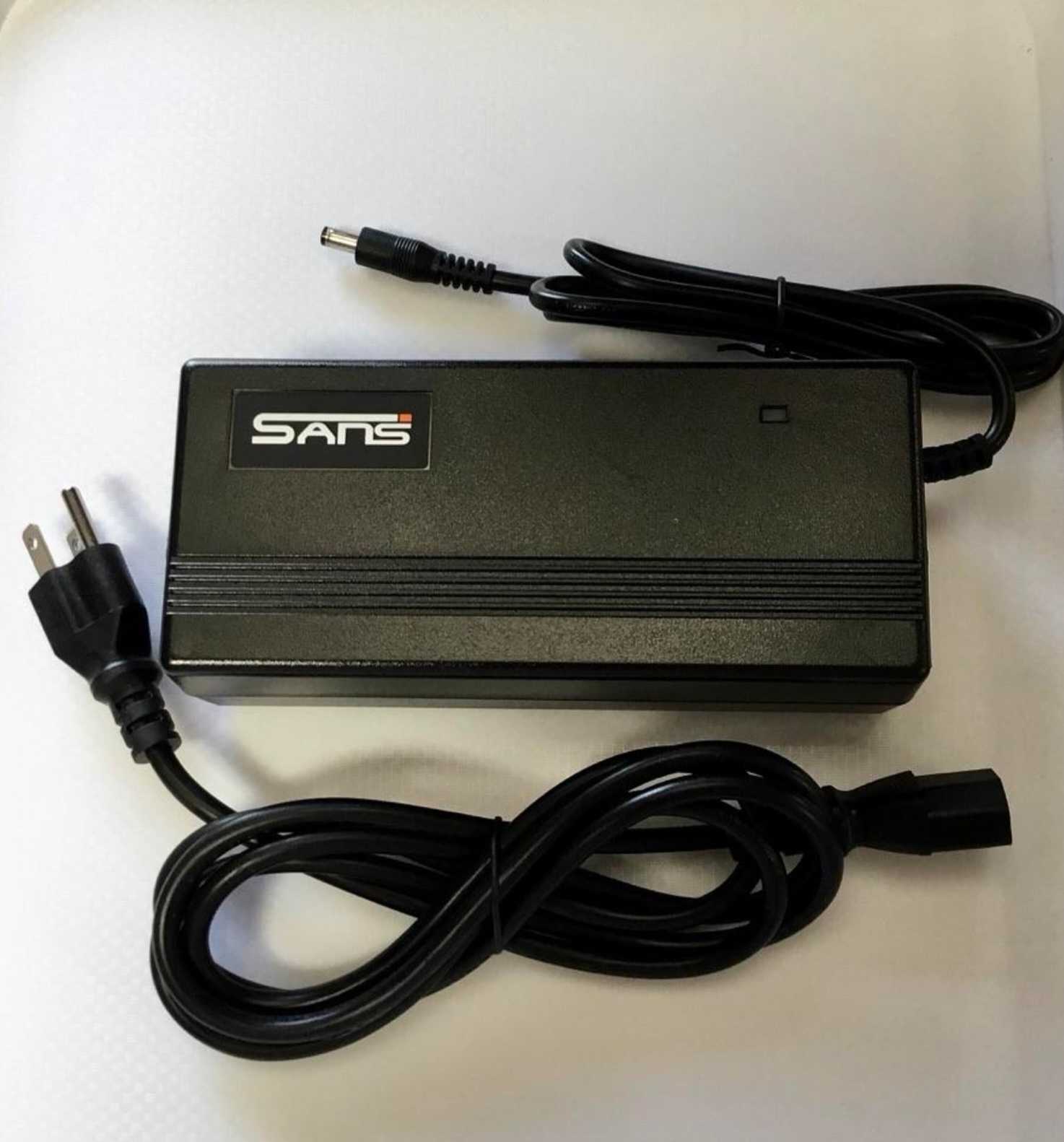 Battery Charger + 4/5