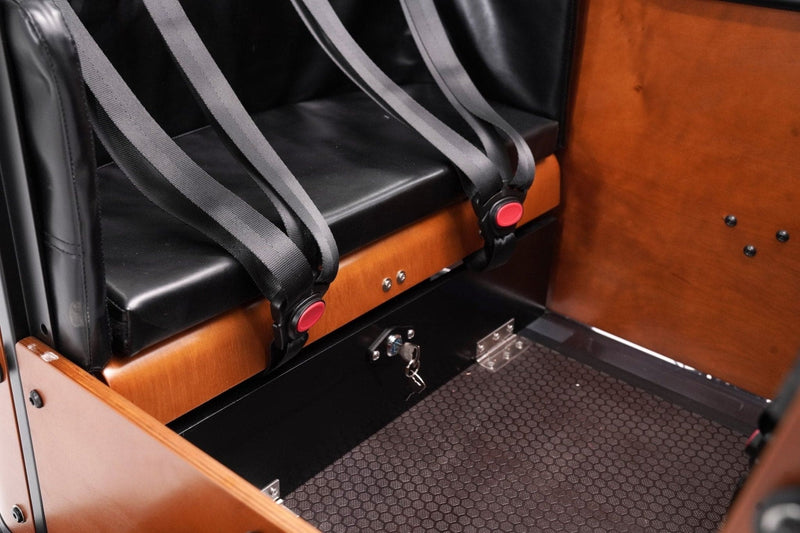 Lockable Storage Compartment + 11/12