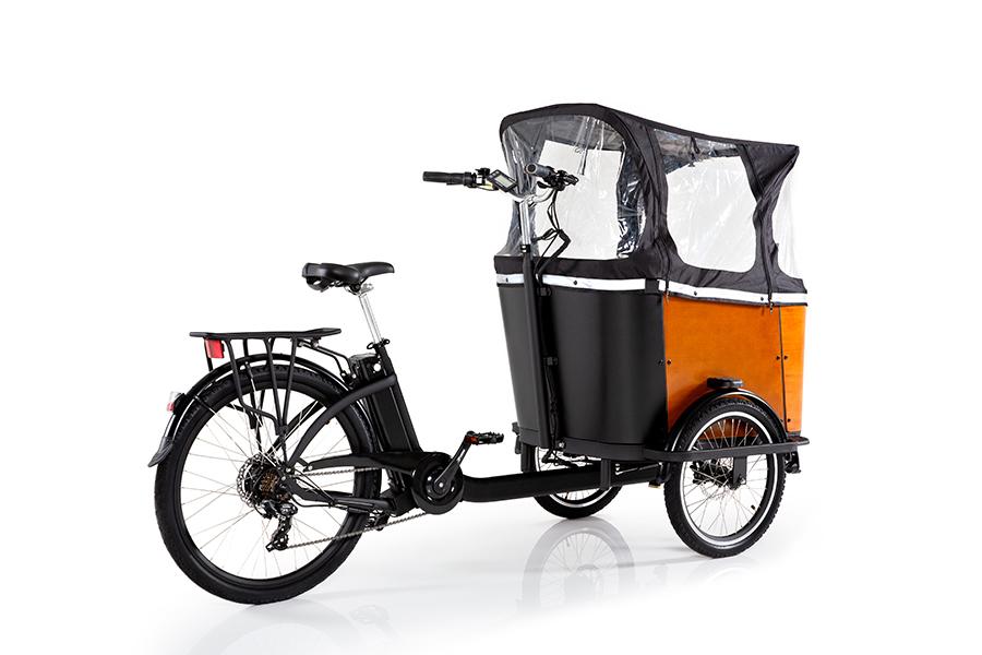 Fully Enclosed Sun & Rain Canopy Fully Enclosed Sun & Rain Canopy
