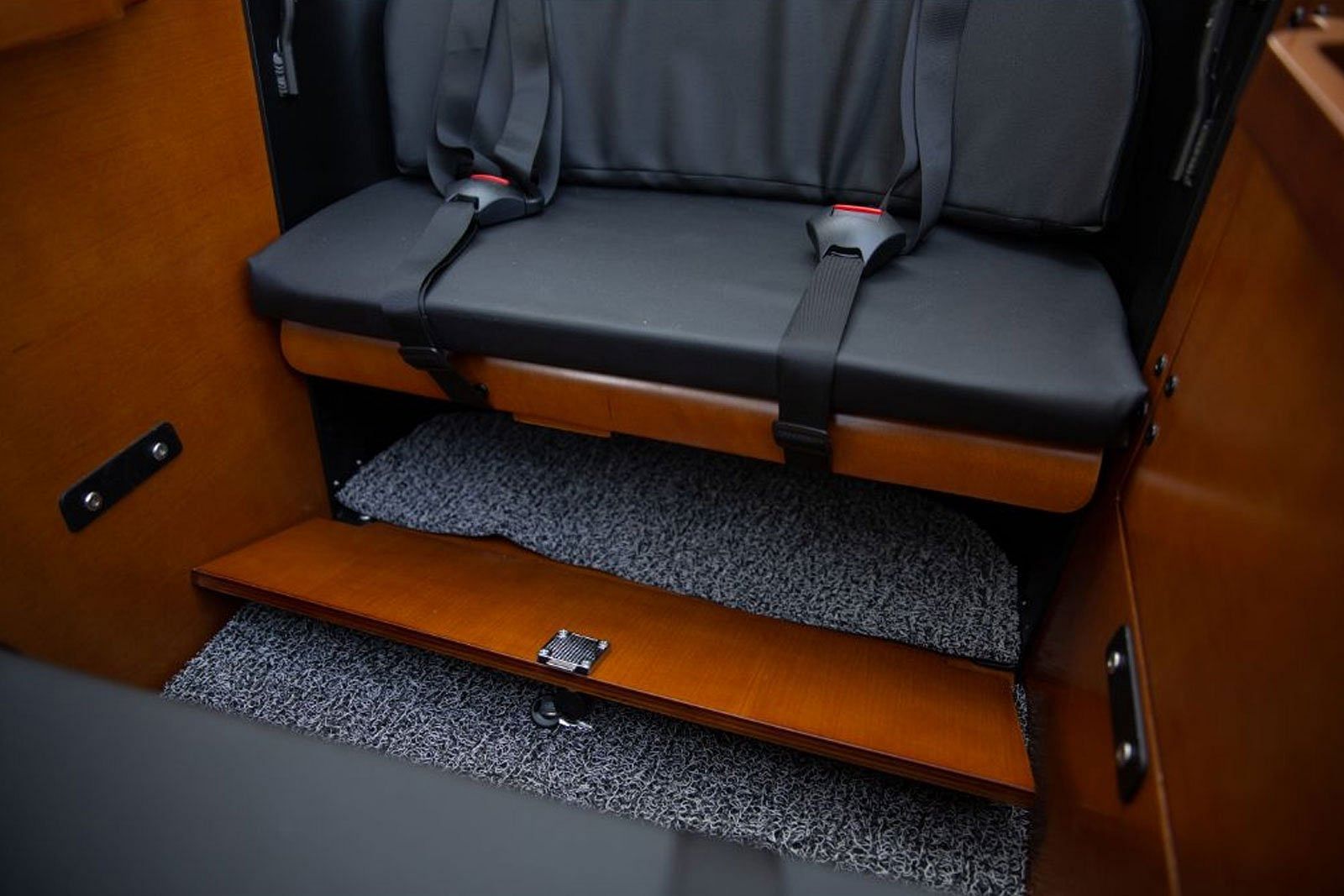 Lockable Storage Compartment + 2/12